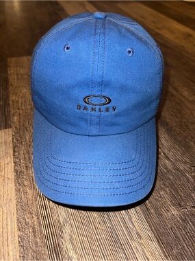 Oakley strapback hat
